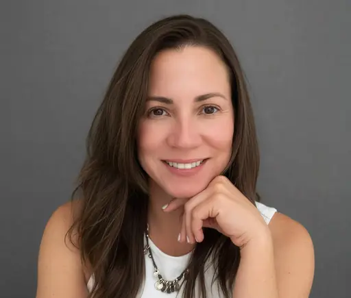 Daysi Salazar, Strategy
